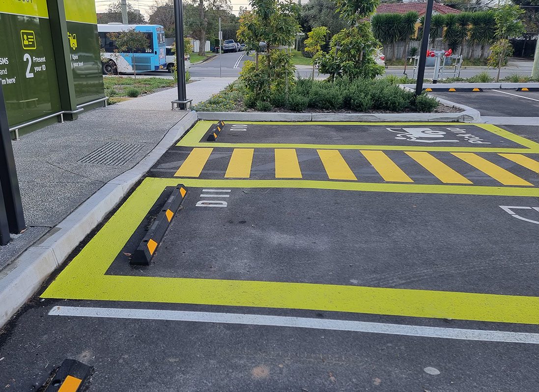 Line marking and pedestrian route